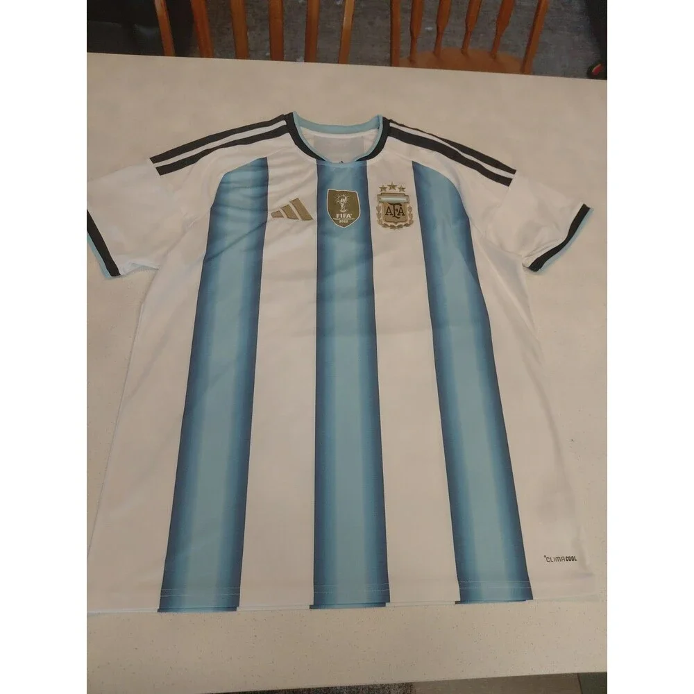 Argentina FIFA World Champions 2022 Soccer Shirt Adidas Men's XL Worn Once